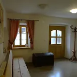 Apartmaji Pri Marodnu ボーヒニ