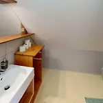 Apartmaji Pri Marodnu アパート *
