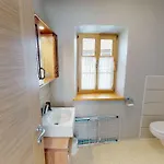 Apartmaji Pri Marodnu 公寓 *
