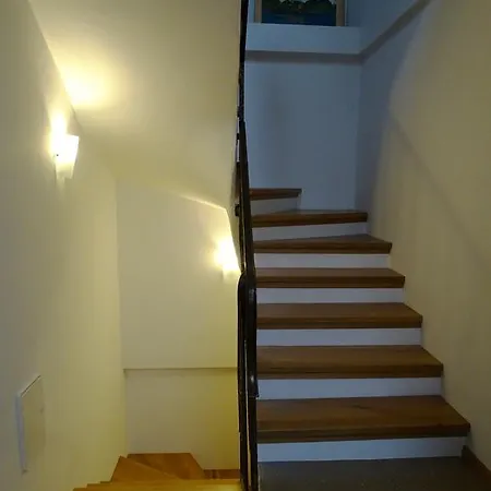 Apartman Apartmaji Pri Marodnu *