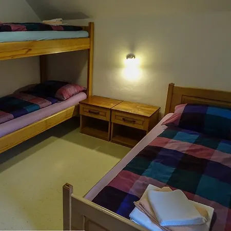 Daire Apartmaji Pri Marodnu