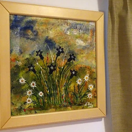 Apartmaji Pri Marodnu Apartman