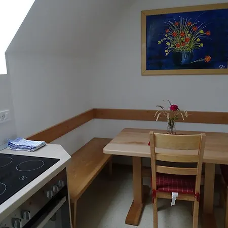 Apartmaji Pri Marodnu