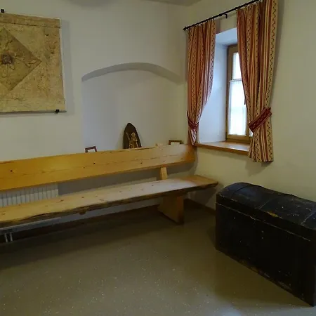 Apartment Apartmaji Pri Marodnu *