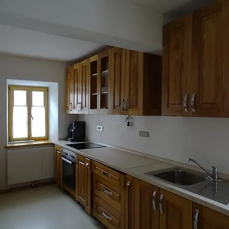 Apartment Apartmaji Pri Marodnu