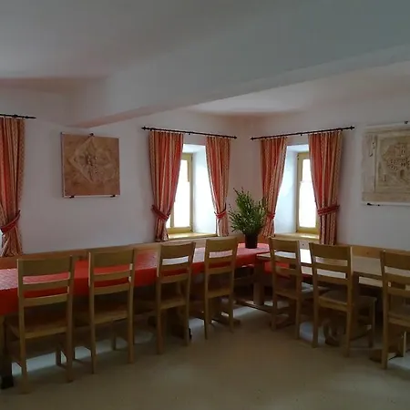 Apartmaji Pri Marodnu Daire *