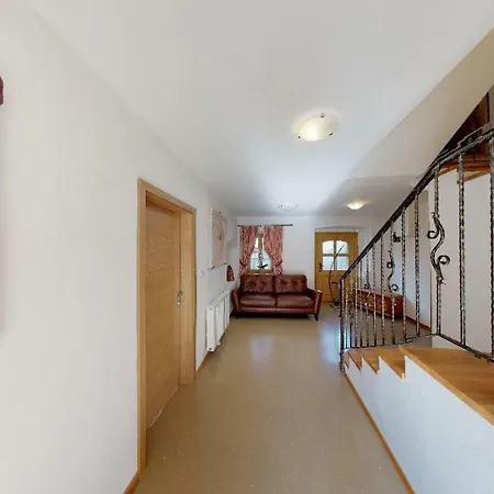 Apartmaji Pri Marodnu *