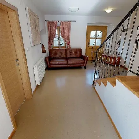 Apartmaji Pri Marodnu *