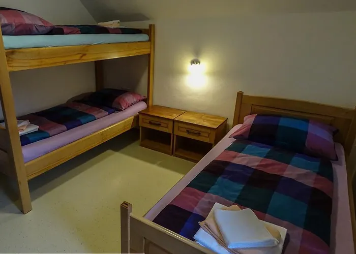 Apartma Apartmaji Pri Marodnu