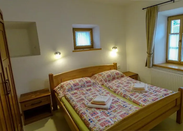Appartamento Apartmaji Pri Marodnu *