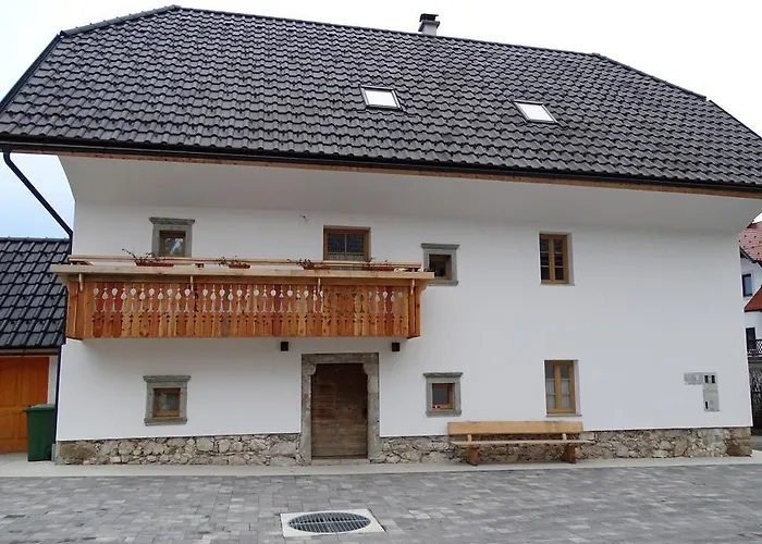 Apartmaji Pri Marodnu