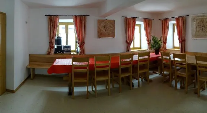 Apartmaji Pri Marodnu Apartma *