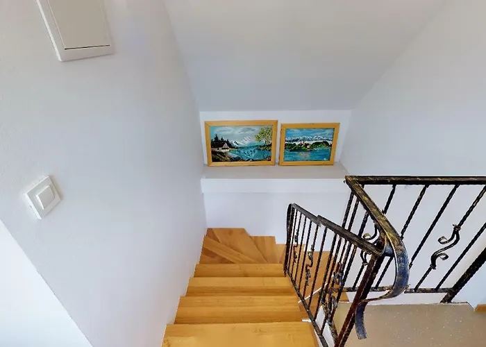 Apartmaji Pri Marodnu Appartamento *