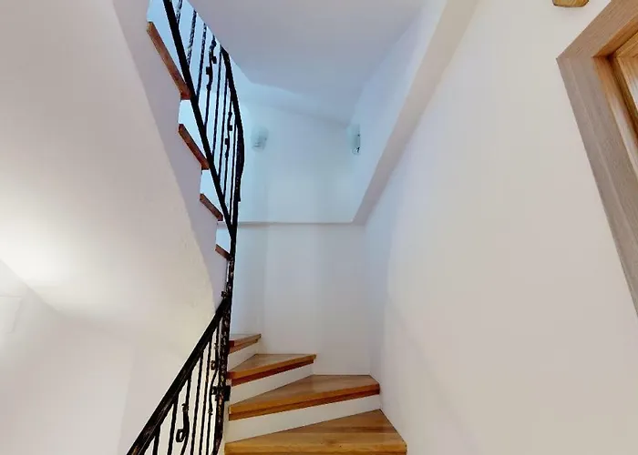 Apartmaji Pri Marodnu