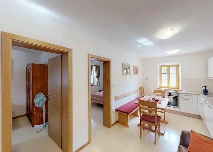 Apartmaji Pri Marodnu
