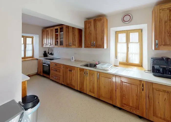 Apartma Apartmaji Pri Marodnu